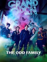 دانلود فیلم The Odd Family Zombie On Sale 2019